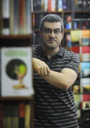 La novela Anillo de Moebius, de Rubén Castillo, será presentada el jueves 23 de octubre en Molina de Segura