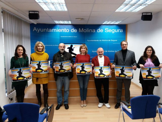 El Ayuntamiento y el IES Francisco de Goya ponen en marcha una actividad de 'Taichí matinal' todos los martes y jueves