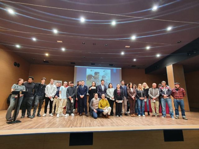Más de 225 jóvenes de Molina de Segura participan en el concurso 'Aprende a emprender', impulsado por el Ayuntamiento molinense y UPTA