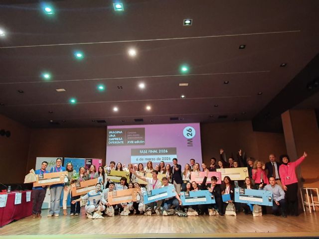 Nota de prensa y fotos sobre gala de entrega premios Concurso 'IMAGINA UNA EMPRESA DIFERENTE' en Molina de Segura