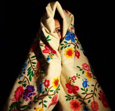 Dora Cantero presenta el espectáculo COSAS QUE CAEN DEL CIELO el sábado 10 de enero en el Teatro Villa de Molina