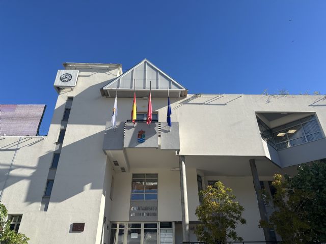 El Ayuntamiento de Molina de Segura se suma al luto oficial por el fallecimiento de José Ballesta, alcalde de Murcia