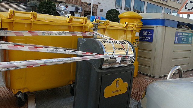 El PSOE denuncia dos años y medio de contenedores rotos pese a subir la tasa de basura un 69%