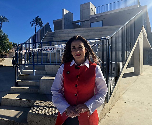 Isabel Gadea exige un plan de choque contra la parálisis y el abandono en el barrio de San Roque