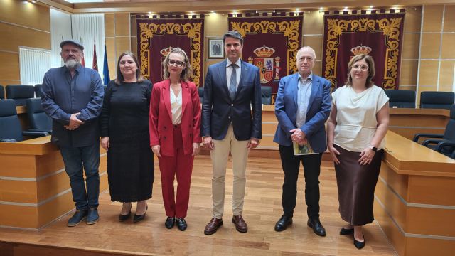 La 18&ordf; Semana de la Salud, Educación y Deporte de Molina de Segura se celebra del 20 al 26 de abril con más de 200 actividades, bajo el lema Hacia dónde navegan tus hijos. Hábitos digitales saludables