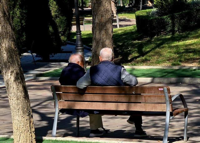 El PSOE denuncia que cerca de 738 vecinos de Molina siguen atrapados en la lista de espera de dependencia