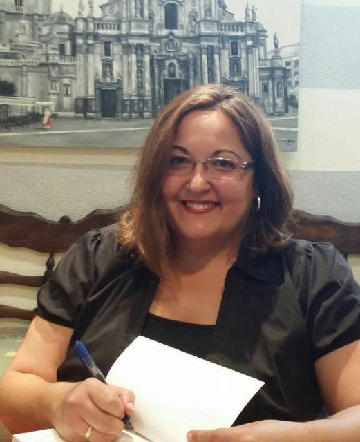 García de Saura presenta sus libros Aquí le echamos muchos huevos…a la tortilla y Houston, tenemos más de un problemas el viernes 27 de octubre en Molina de Segura