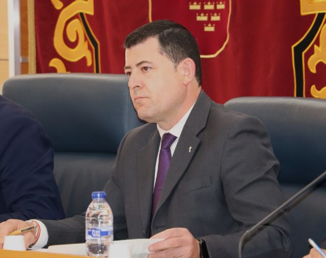 El Pleno de Molina de Segura aprueba la iniciativa de Vox para regular el acceso a dependencias municipales tras su respaldo por el equipo de gobierno