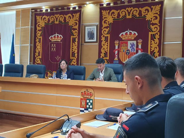 La Policía Local de Molina de Segura refuerza la seguridad ciudadana con 16 agentes que se incorporan como funcionarios de carrera una vez finalizado su periodo de formación en prácticas