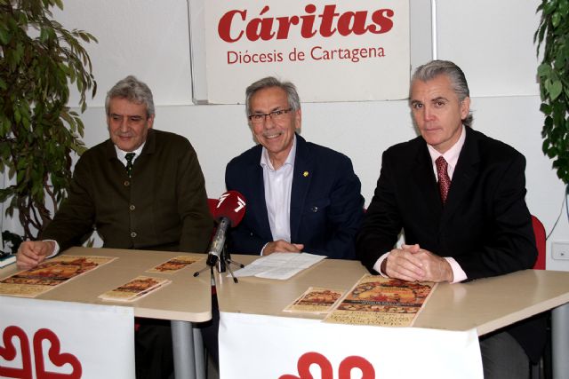 El Pana, Manuel Cascales y Víctor Puerto a beneficio de Cáritas Murcia, en la plaza de toros de Los Felices