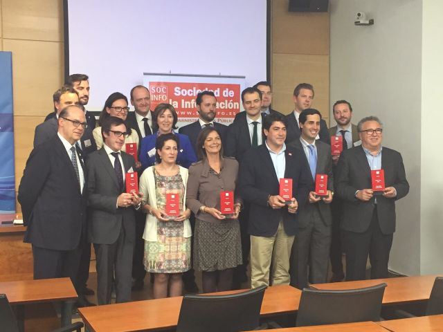 El Ayuntamiento de Molina de Segura recibe el premio Smart Cities 2015