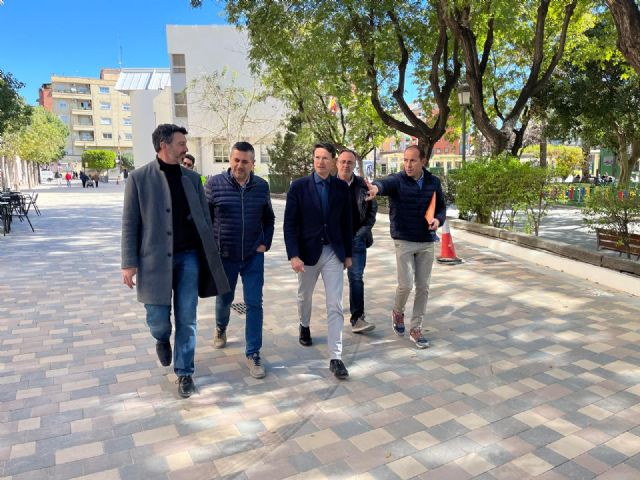 Avanzan a buen ritmo las obras de peatonalización del entorno del Ayuntamiento de Molina de Segura