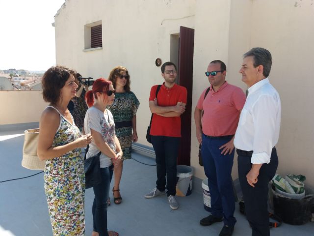 La Comunidad trabaja en la rehabilitación de 94 viviendas sociales en Molina de Segura