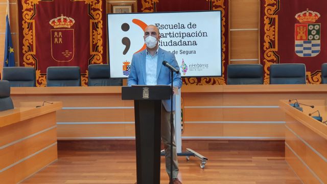 El Ayuntamiento de Molina de Segura y la Federación Interbarrios promueven la Escuela de Participación Ciudadana Pepe Molina