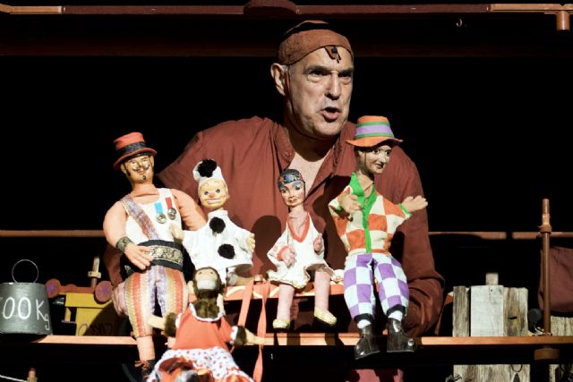 Paco Paricio dirige e interpreta la obra de títeres ANTÓN RETACO en el Teatro Villa de Molina el sábado 4 de noviembre