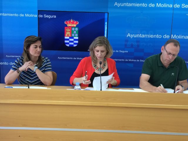El Ayuntamiento de Molina de Segura firma un convenio de colaboración con AFAD para la atención de enfermos de Alzheimer y otras demencias