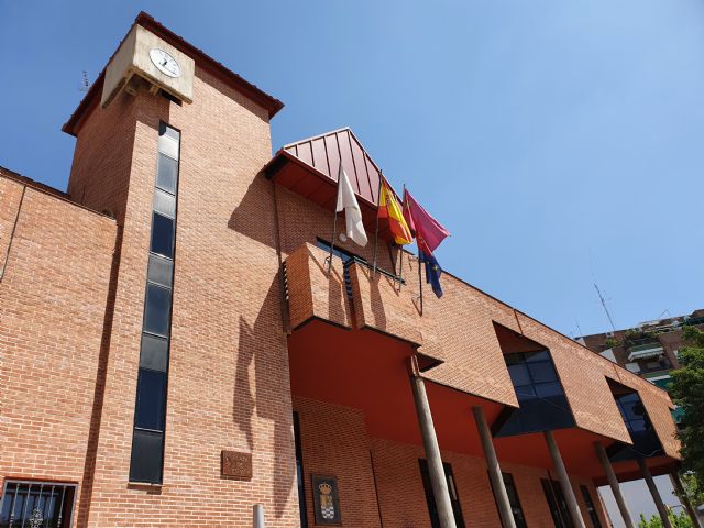 La Junta de Gobierno Local adjudica a la empresa Arteriego, por algo más de 245.000 euros, la limpieza y acondicionamiento del cauce de la acequia Subirana
