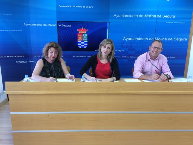 El Ayuntamiento de Molina de Segura firma un convenio de colaboración con la Asociación Hogar Compartido para el proyecto de vivienda colectiva