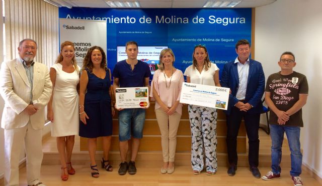 Banco Sabadell, asociaciones de comerciantes y Ayuntamiento entregan los premios de la campaña Creemos en Molina de Segura