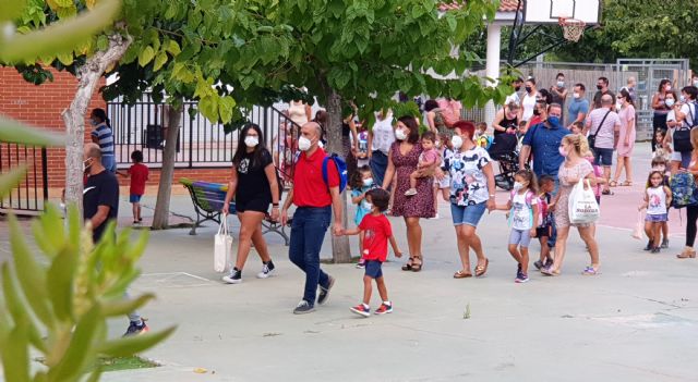 El curso escolar 2021-2022 arranca en Molina de Segura hoy lunes 6 de septiembre con un total de 8.435 alumnos y alumnas en el segundo ciclo de Educación Infantil y Primaria