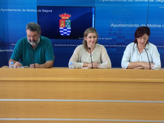 El Ayuntamiento de Molina de Segura firma un convenio con la Asociación de Personas Jubiladas y Pensionistas - Intersindical para la realización de unas jornadas educativas