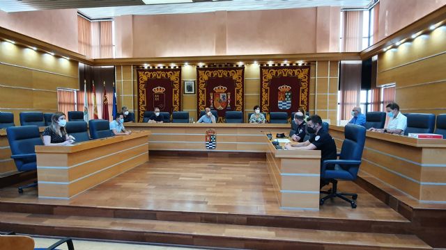 El alcalde de Molina de Segura preside una reunión de coordinación del Plan de Emergencia Municipal (PEMU) ante la previsión de temperaturas extremas para hoy lunes 12 de julio
