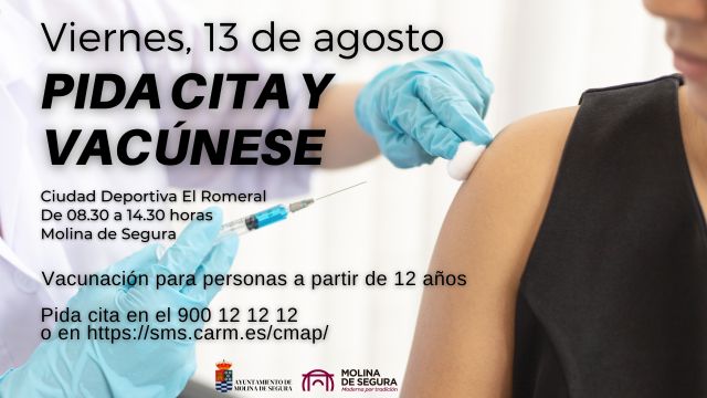 El alcalde de Molina de Segura anima a la población de 12 años en adelante a pedir cita para la vacunación de mañana viernes, en la Ciudad Deportiva El Romeral, en la que se administrarán 3.000 dosis de Pfizer