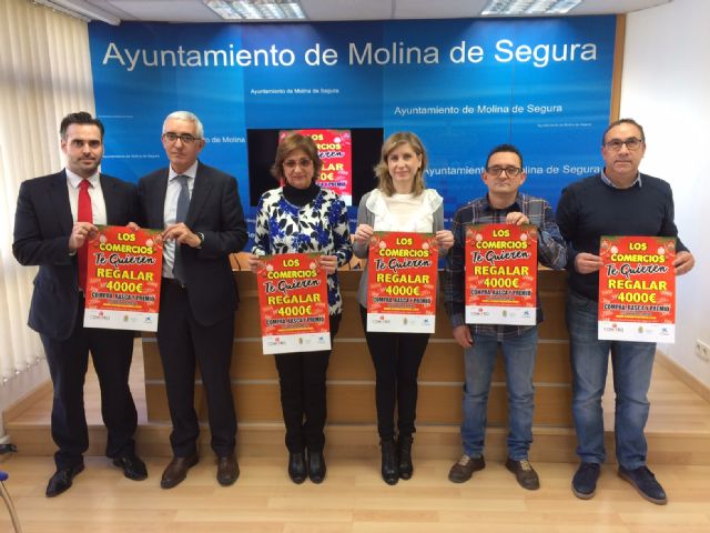 El Ayuntamiento de Molina de Segura y la asociación COM-PRO ponen en marcha la campaña navideña LOS COMERCIOS DE MOLINA DE SEGURA TE QUIEREN REGALAR 4.000 EUROS