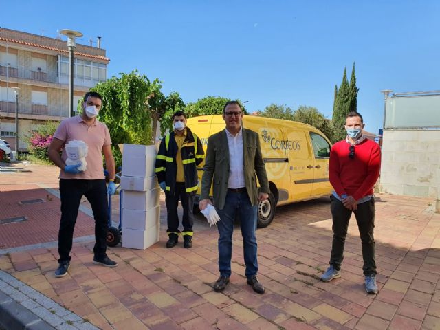 Molina de Segura reparte 10.000 mascarillas higiénicas y reutilizables de protección frente al COVID-19 entre la población mayor de 65 años