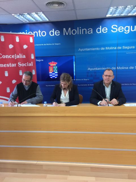 El Ayuntamiento de Molina de Segura firma un convenio de colaboración con la Fundación Carlos Soriano para plazas residenciales de emergencia social