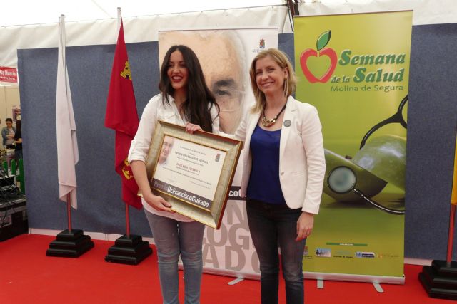 El Ayuntamiento entrega el VI Premio Doctor Francisco Guirado 2016