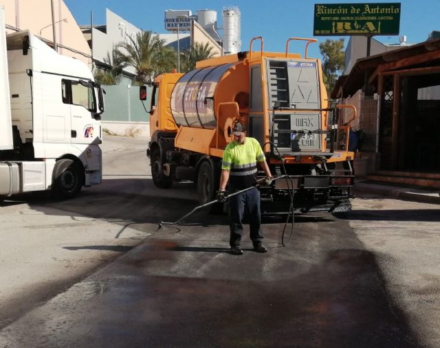 En marcha las obras de asfaltado y señalización horizontal de La Polvorista Norte y Sur de Molina de Segura, cofinanciadas por el Instituto de Fomento de la Región de Murcia