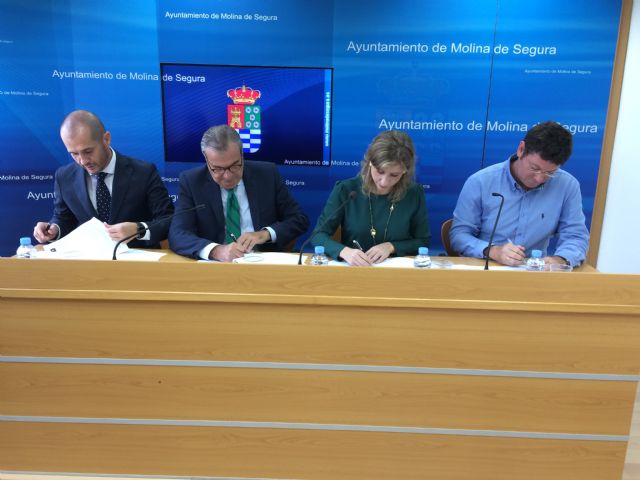 El Ayuntamiento de Molina de Segura, AVALAM y BMN-CajaMurcia firman un acuerdo para la financiación de proyectos de emprendimiento a través de la Línea Emprende