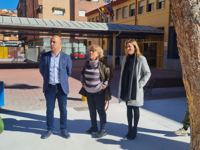 El Ayuntamiento de Molina de Segura ha llevado a cabo durante el periodo vacacional navideño obras de mantenimiento en diez centros docentes públicos del municipio