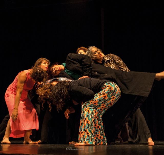SUSTRATOS DE UN BAILE, a cargo de la compañía Lavella Danza-Teatro, segunda propuesta de las IV Jornadas Molina Ciudad de la Danza, el sábado 22 de abril en el Teatro Villa de Molina