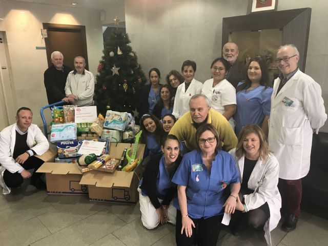 El Hospital de Molina entrega 250 kgs. de comida a Cáritas