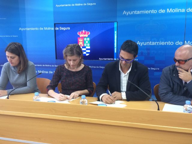 El Ayuntamiento de Molina de Segura firma un convenio de colaboración con la Federación Española de Enfermedades Raras