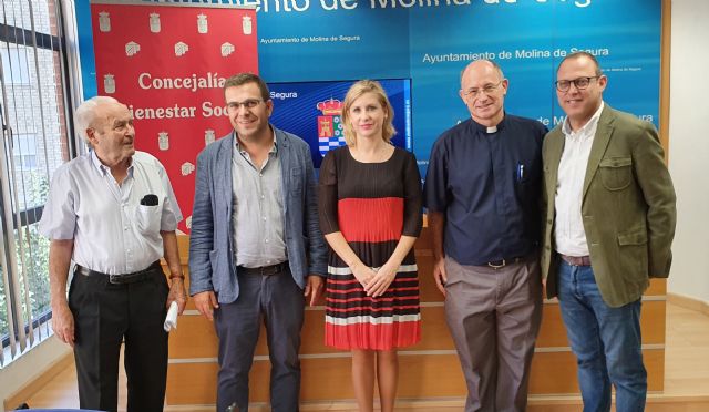 El Ayuntamiento de Molina de Segura firma un convenio con Cáritas para atender a personas en situación de exclusión social grave en 2019