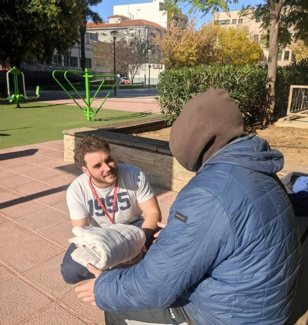 Jesús Abandonado crea un nuevo equipo de calle en Molina de Segura y refuerza la atención a personas sin hogar
