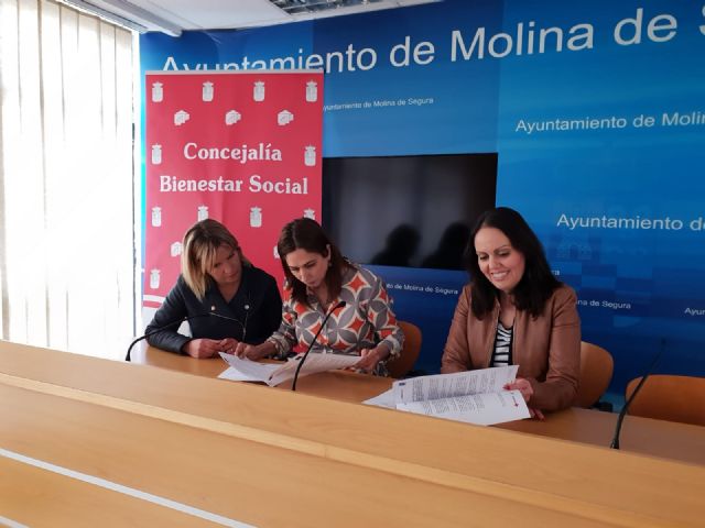 El Ayuntamiento de Molina de Segura y la Asamblea Comarcal Vega Media de Cruz Roja firman un protocolo de actuación para coordinar los programas de empleabilidad de personas en situación o riesgo de exclusión social